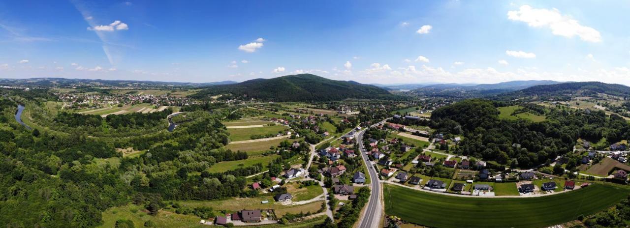 Dom Pod Jesionem Apartamento Jaroszowice Exterior foto